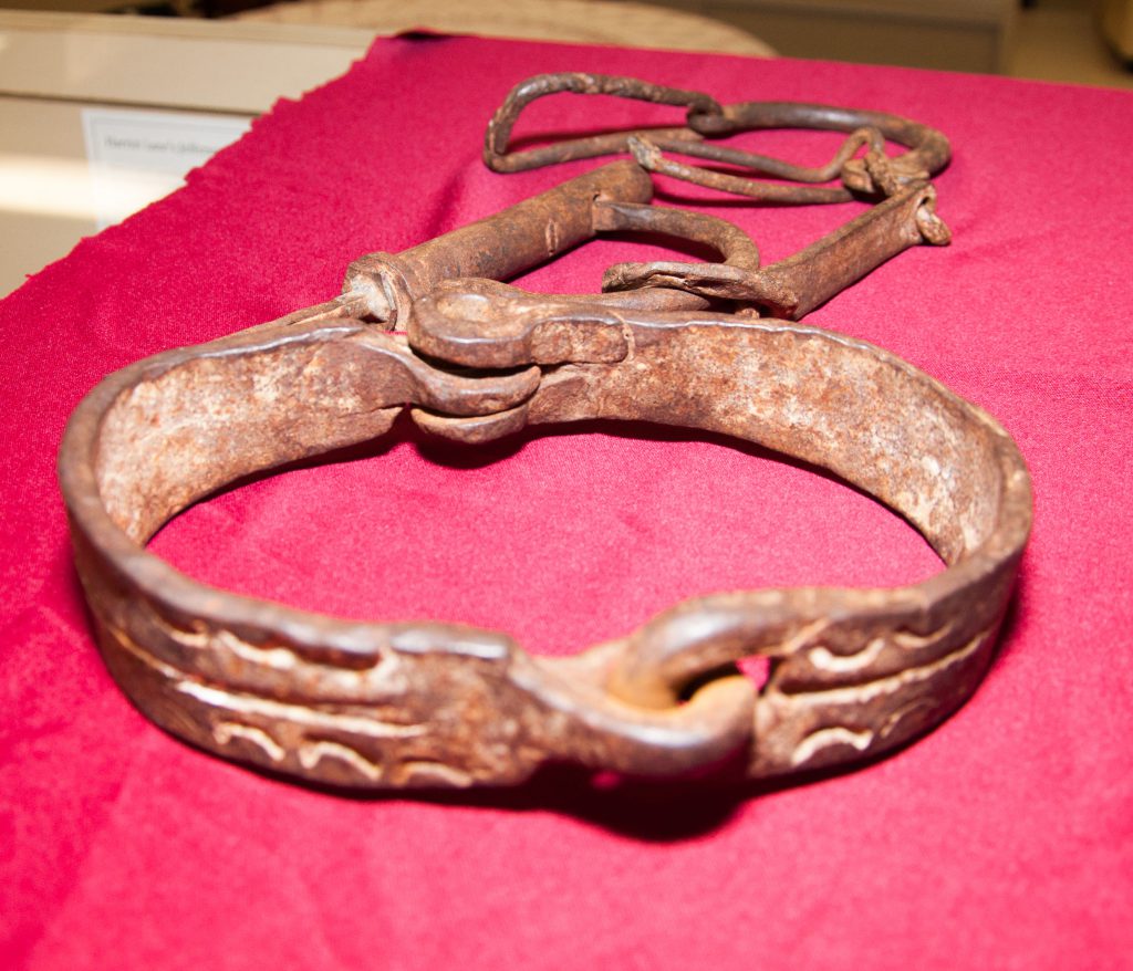 Wrought iron neck collar and wrist shackle